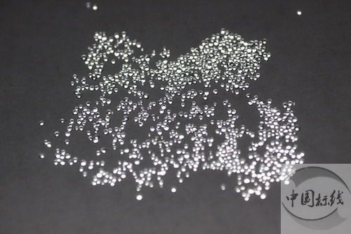 叠彩金属表面处理厂喷砂玻璃微珠清理